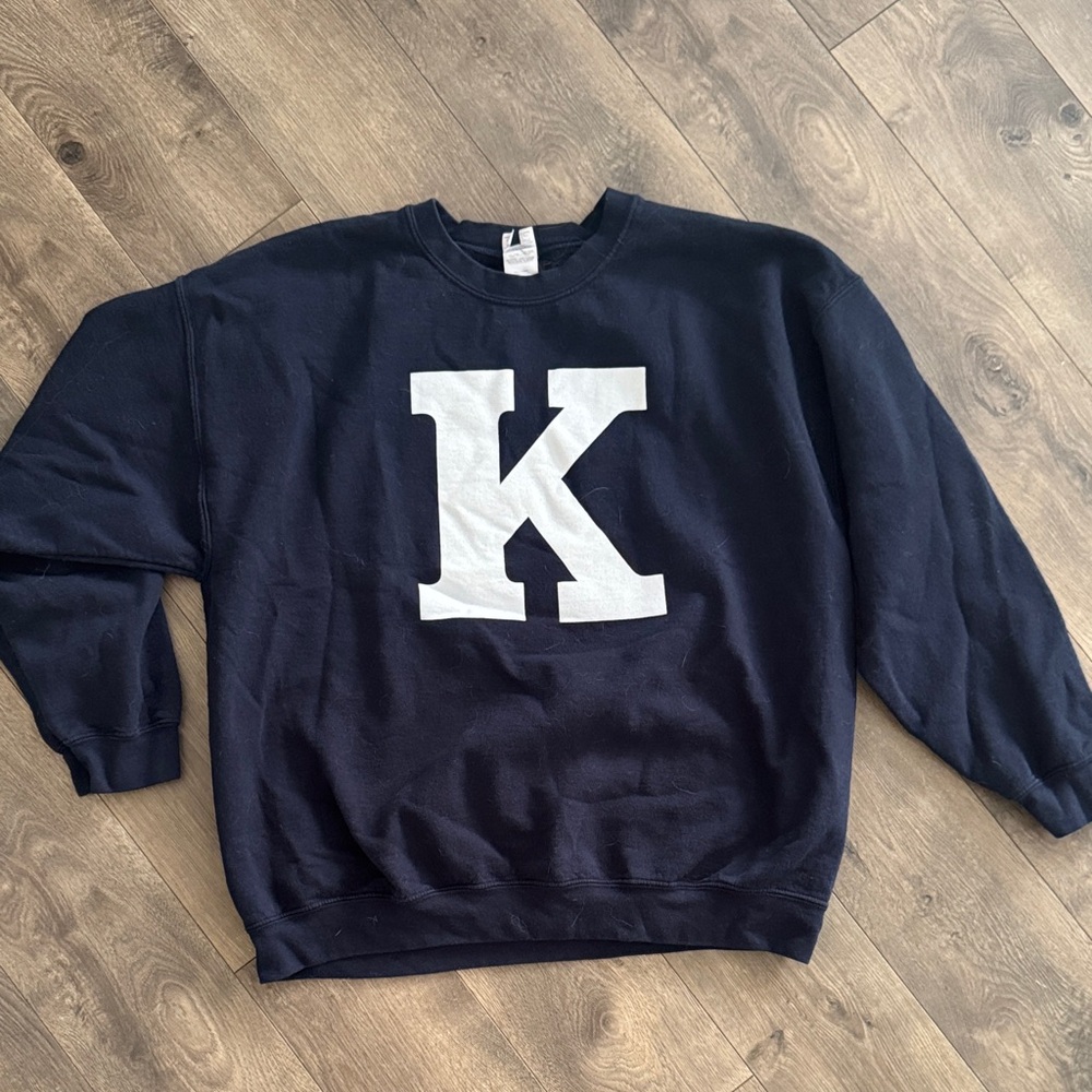 Navy Blue Crewneck Sweater with White 'K' Kentucky